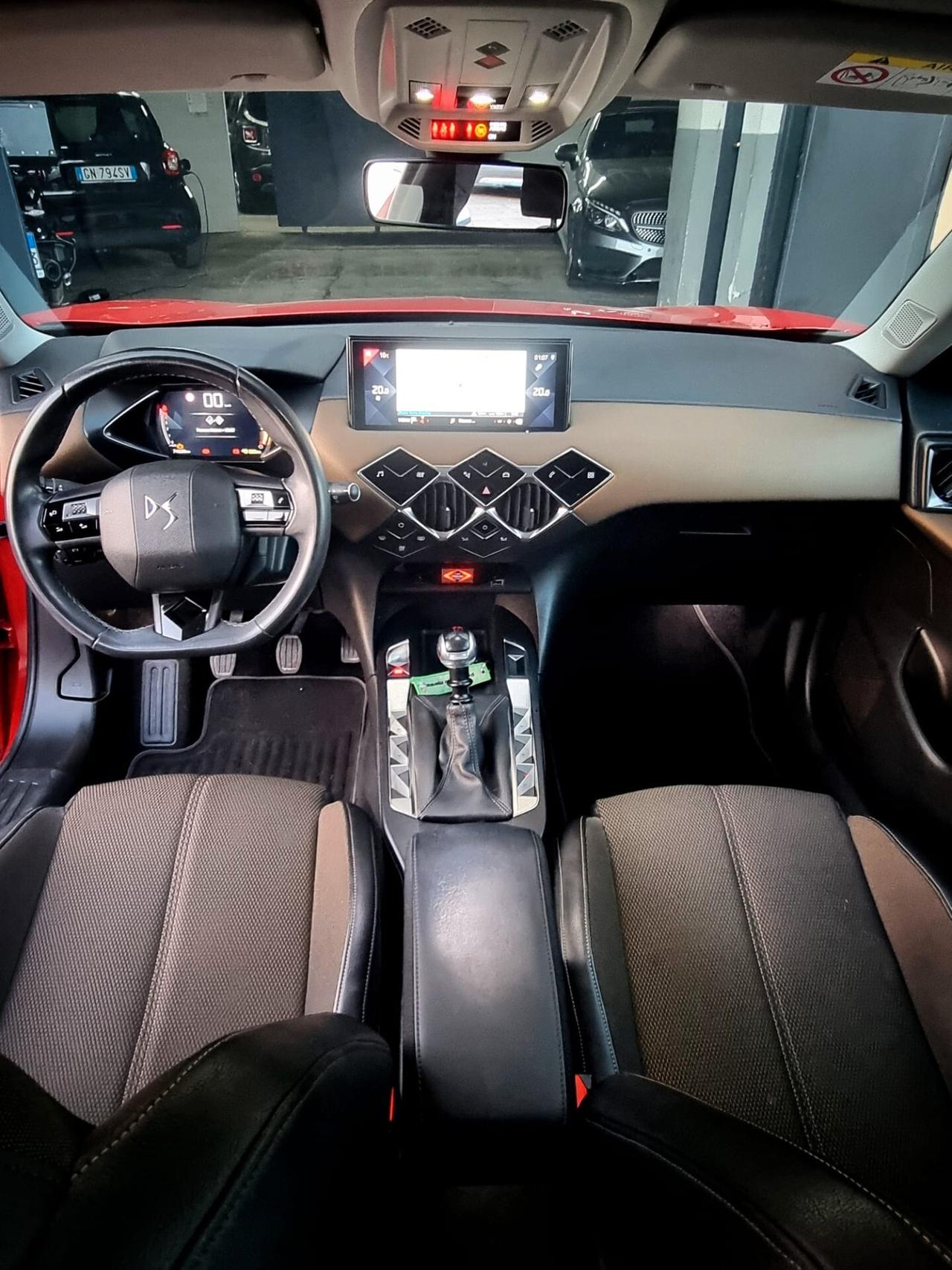 Ds DS3 3 Crossback BlueHDi 100 Performance Line