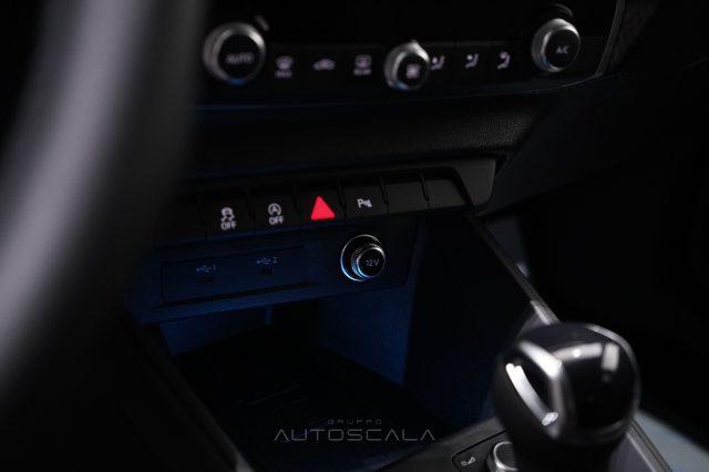 AUDI A1 allstreet 30 TFSI S-Tronic Identity Contrast