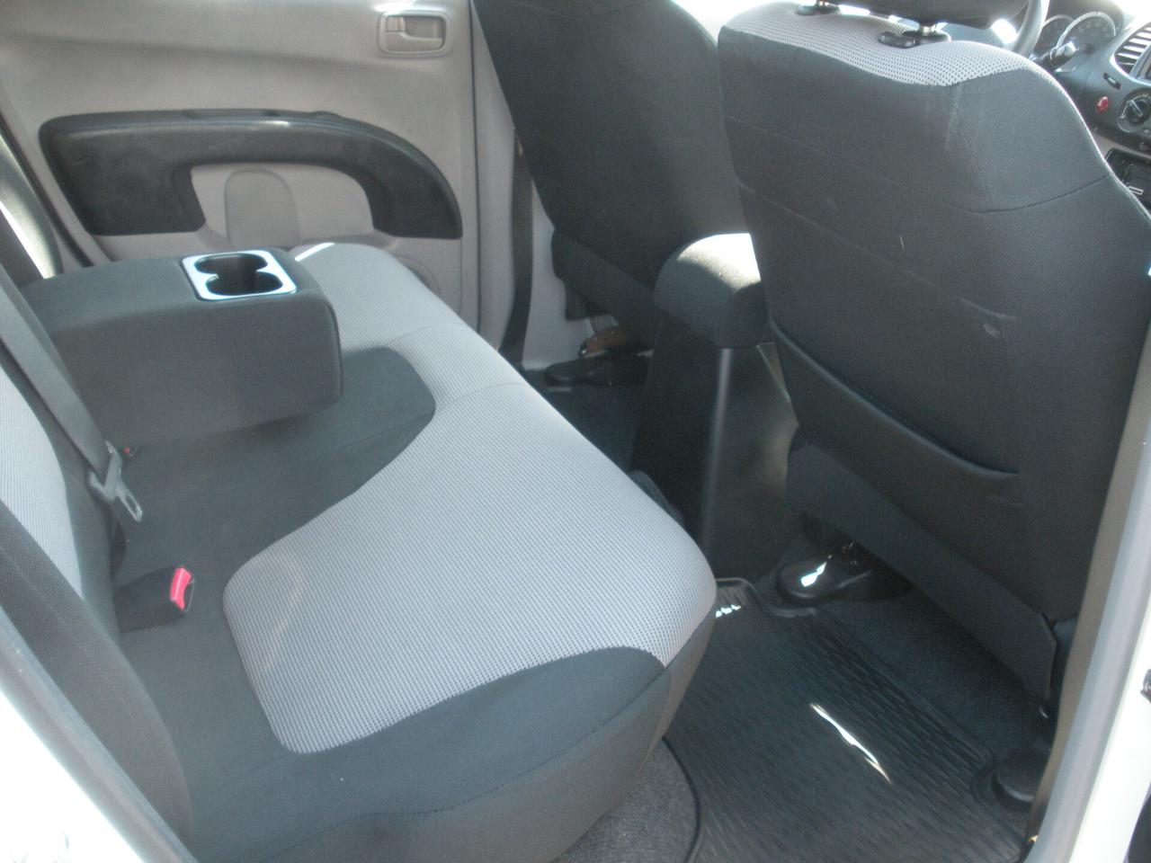 Mitsubishi L200 2.5 DI-D/136CV DC Invite DPF ''GLADIATOR''