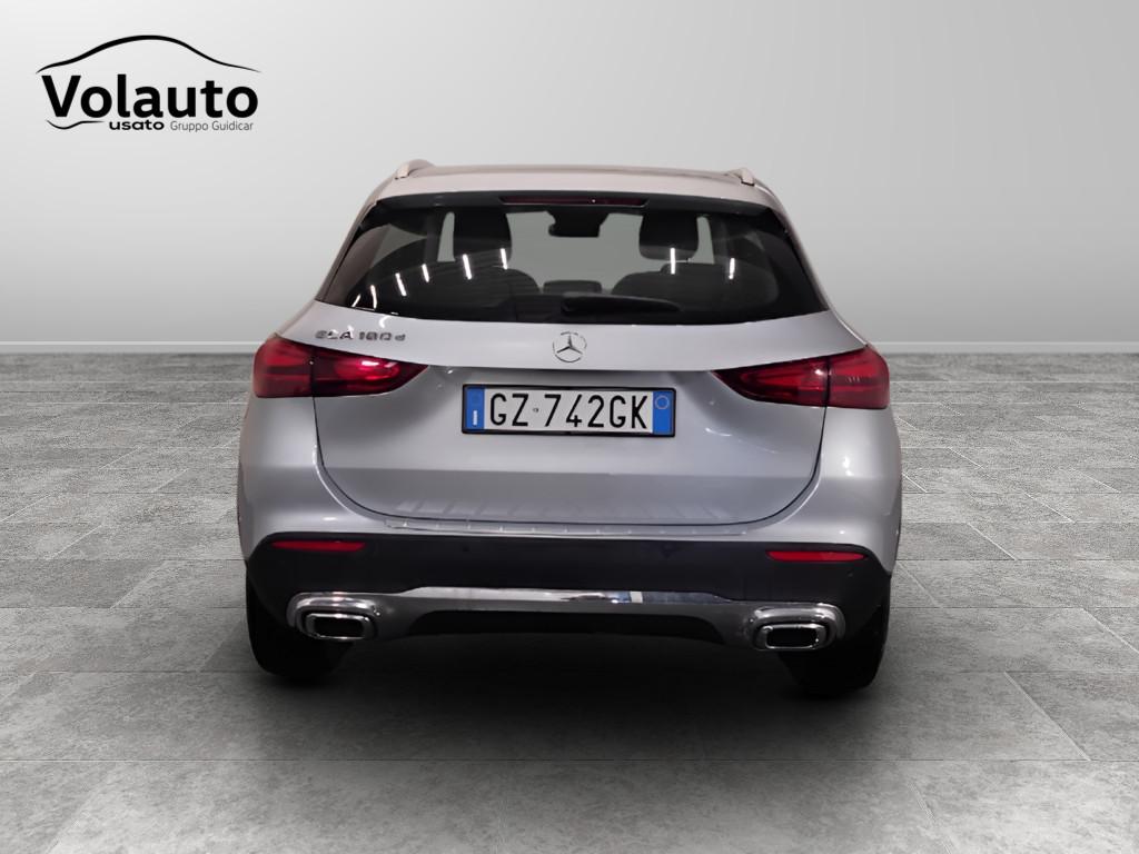 Mercedes-Benz GLA-H247 2023 - GLA 180 d Progressive Advanced auto