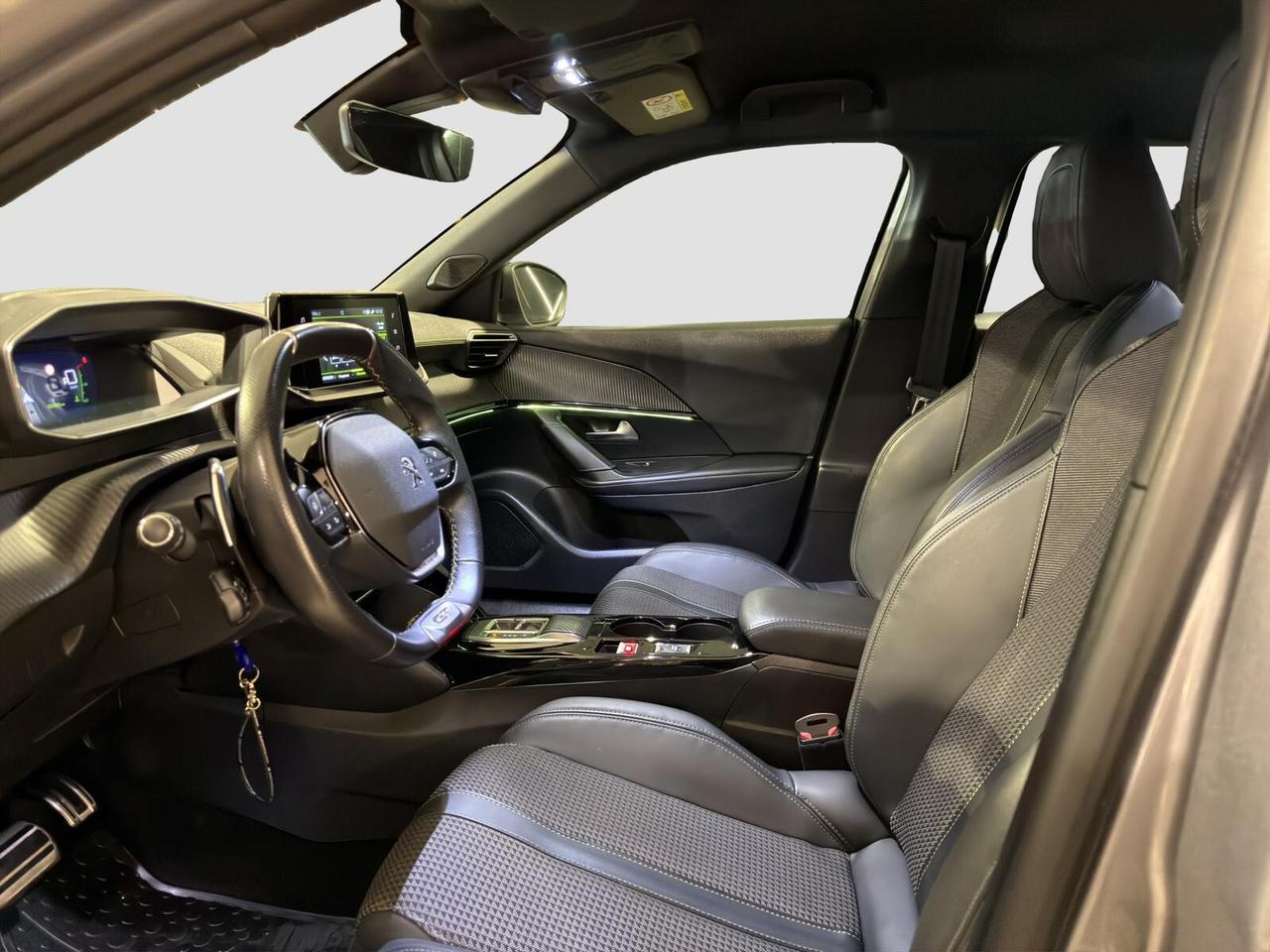 Peugeot 2008 1.5 bluehdi diesel 130cv GT Pack automatica 2023