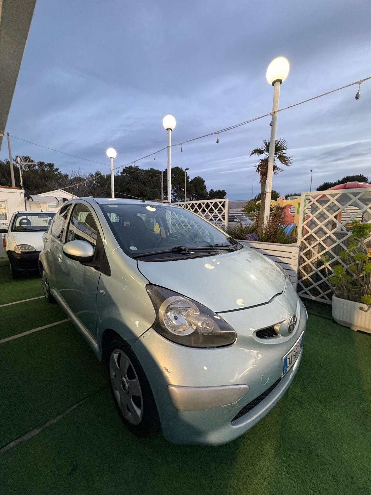 Toyota Aygo 1.0 12V VVT-i 5 porte