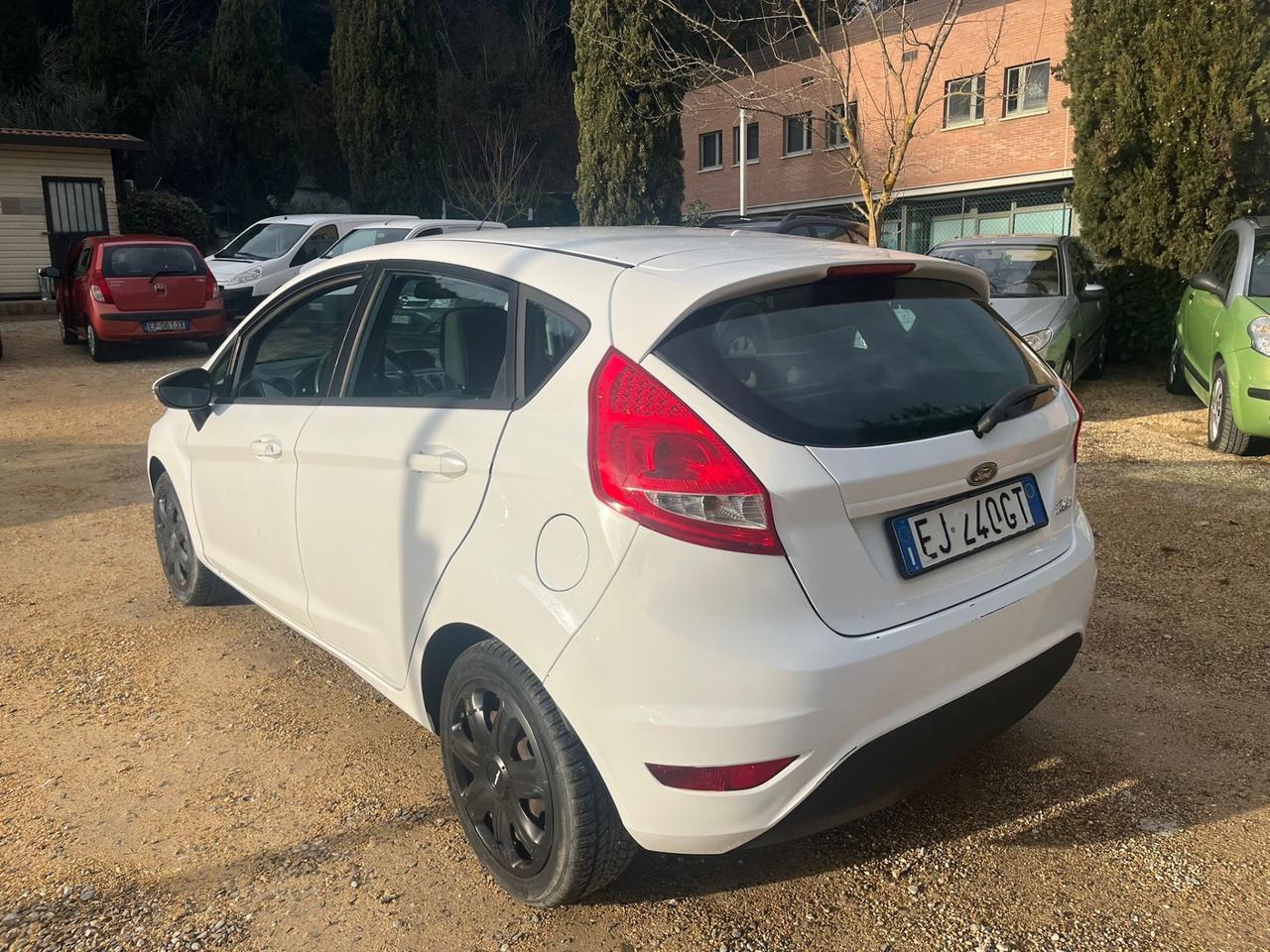 Ford Fiesta 1.2 Benzina - Neopatentati