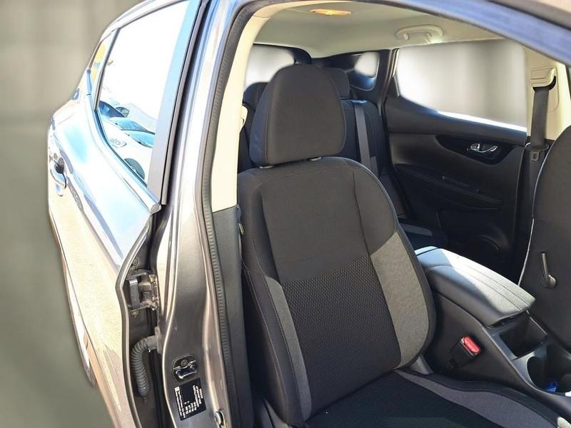 NISSAN QASHQAI 1.3 DIG-T 140 Business