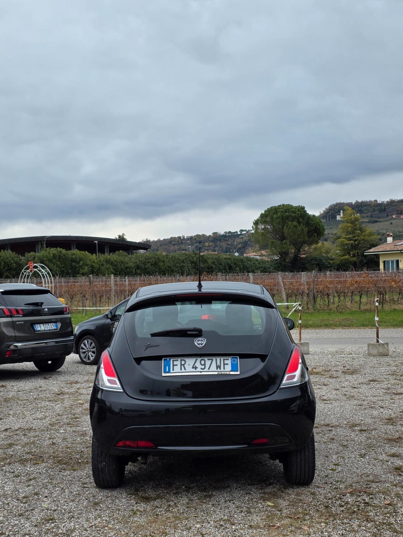 Lancia Ypsilon 1.3 MJT 95 CV Finanziabile