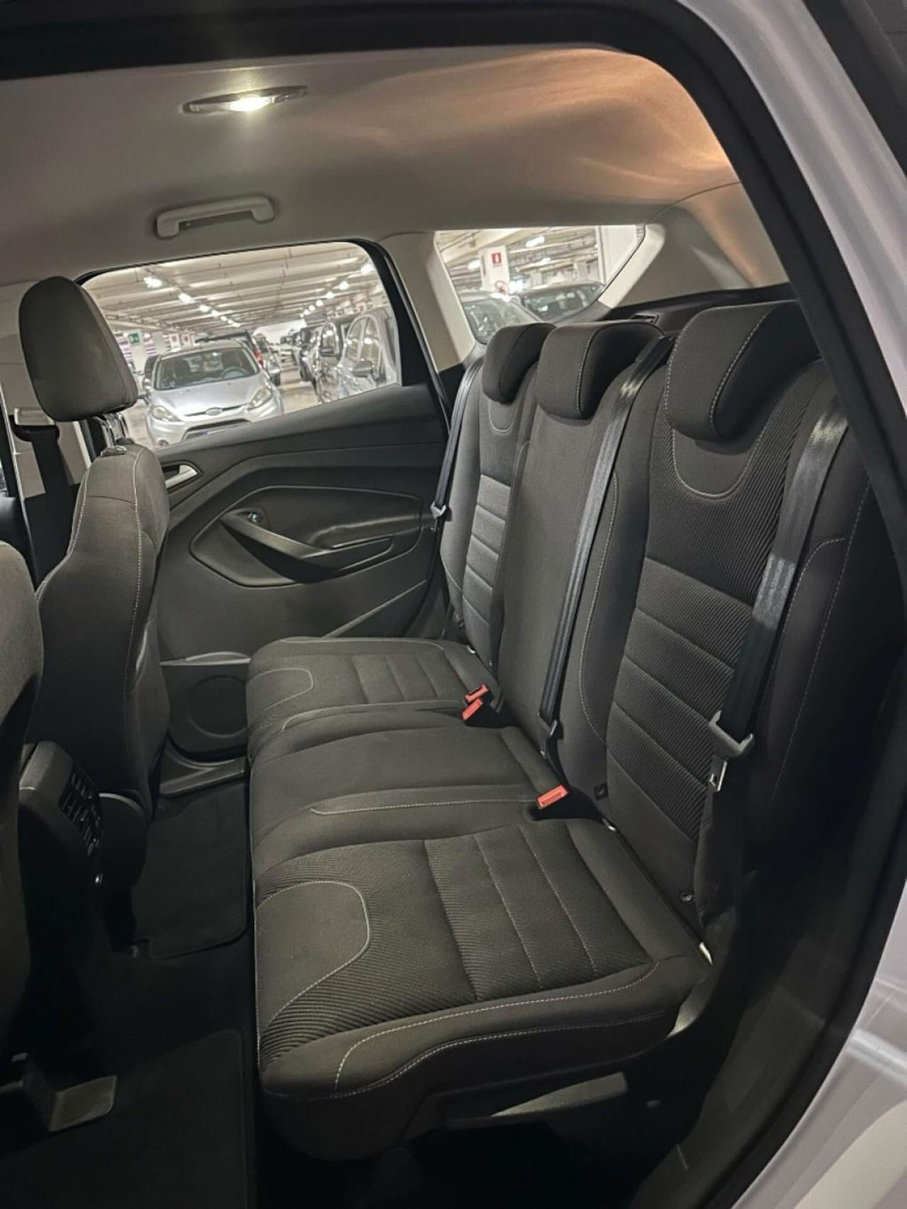 Ford Kuga 2.0 TDCI 115 CV 2WD Titanium