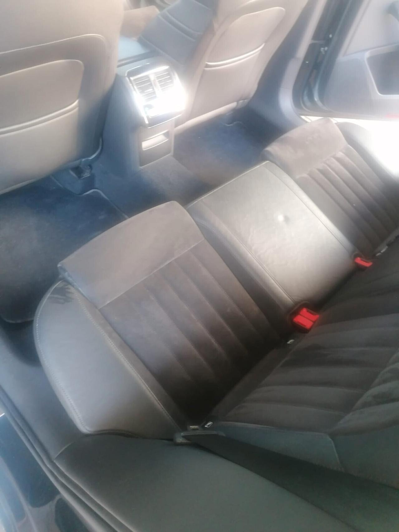 Skoda Superb 2.0 TDI DSG Wagon Executive