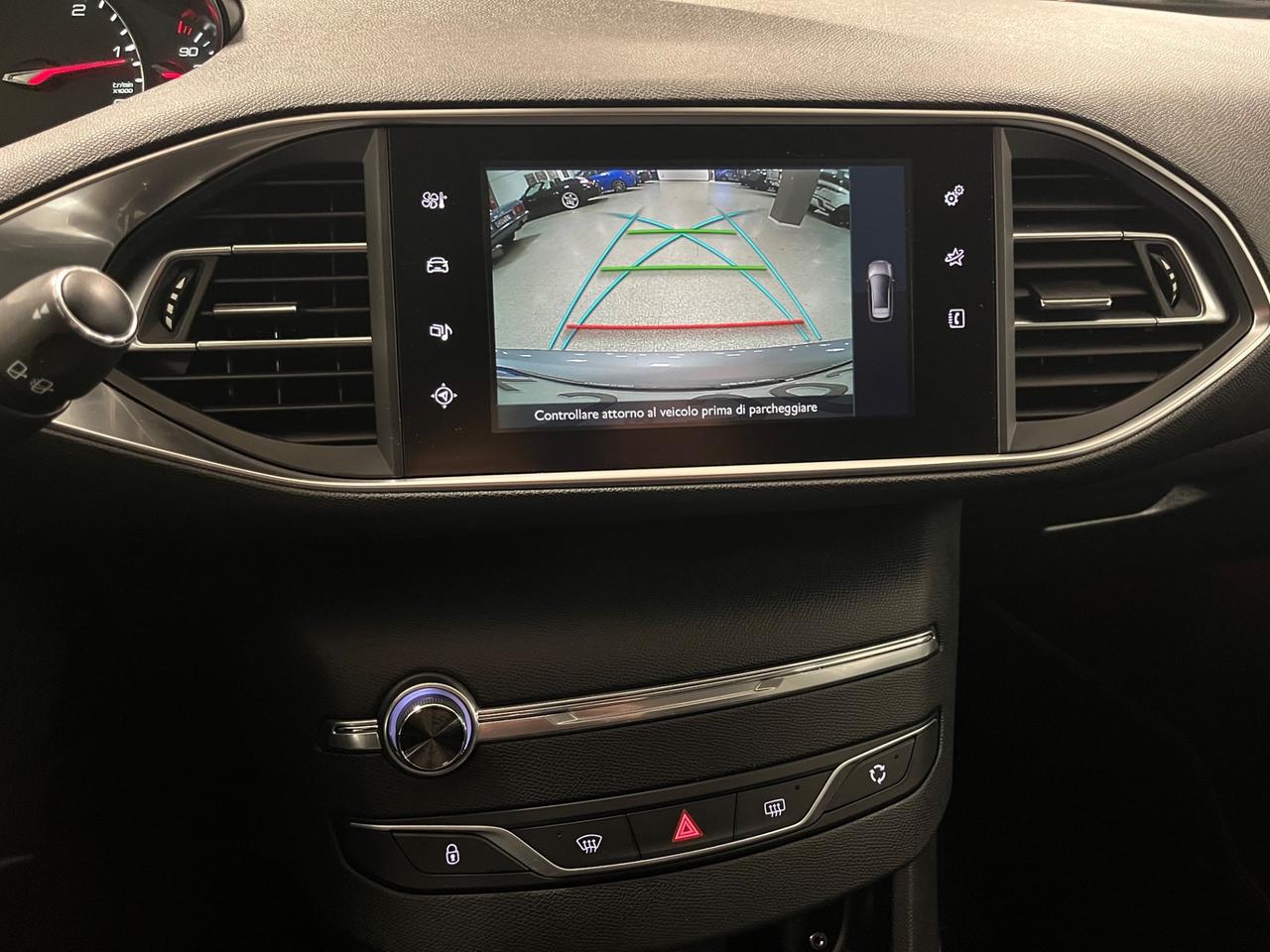 Peugeot 308 1.6 BlueHDi 120cv EAT6 SW Allure CinghiaFatta