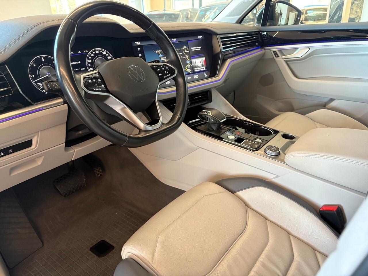 Volkswagen Touareg 3.0 V6 TDI SCR Elegance