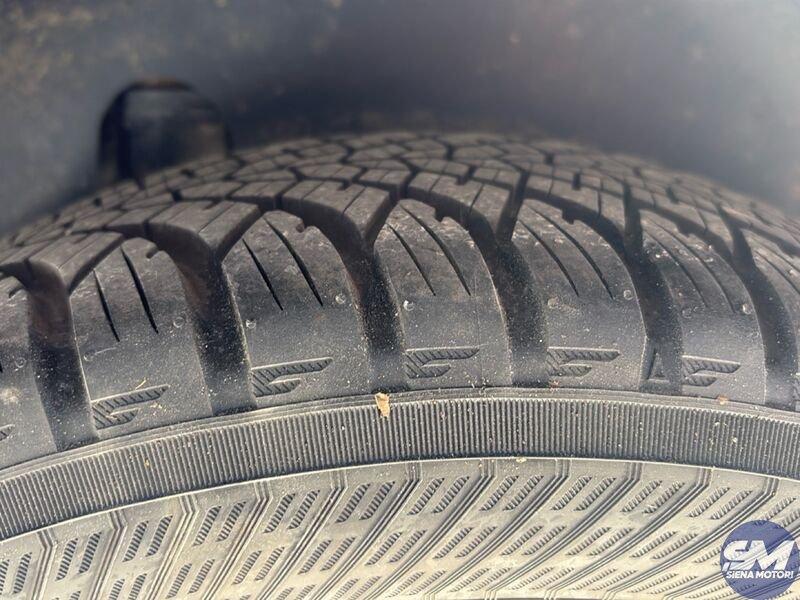 Peugeot 208 Active BlueHDi 75cv