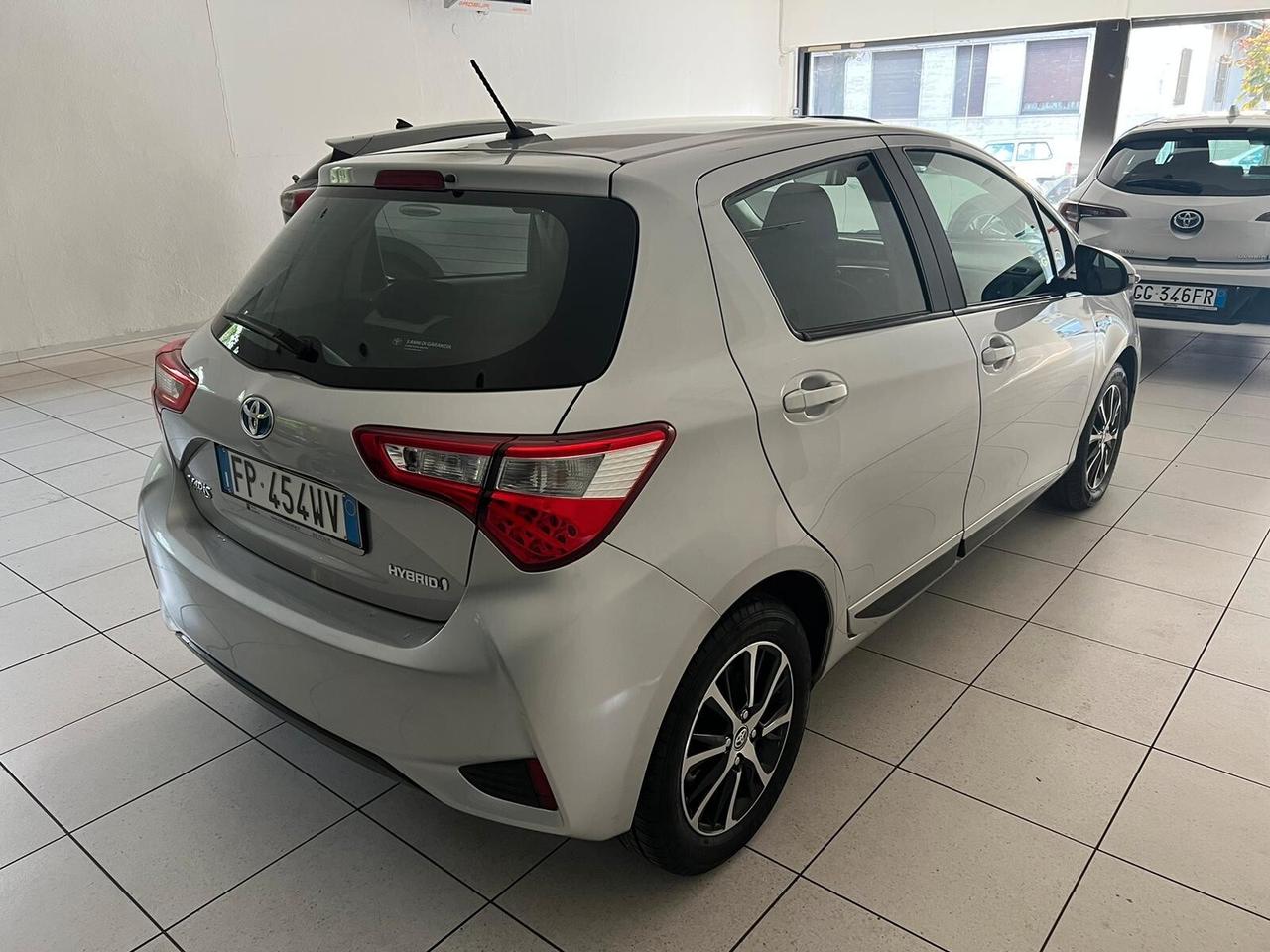 Toyota Yaris 1.5 Hybrid 5 porte Active