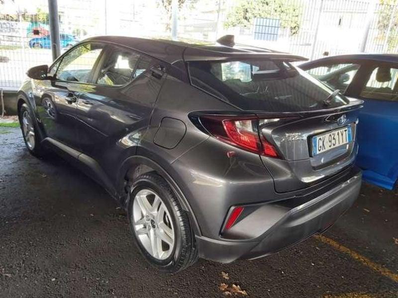 Toyota C-HR 1.8 Hybrid Business