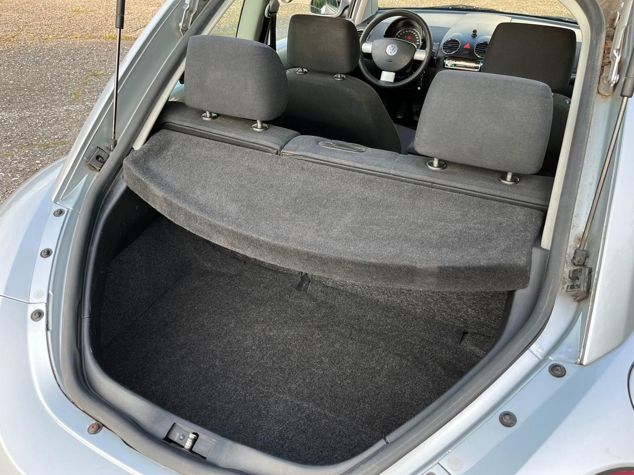 Volkswagen New Beetle 1.9 TDI 105CV ok neopatentati