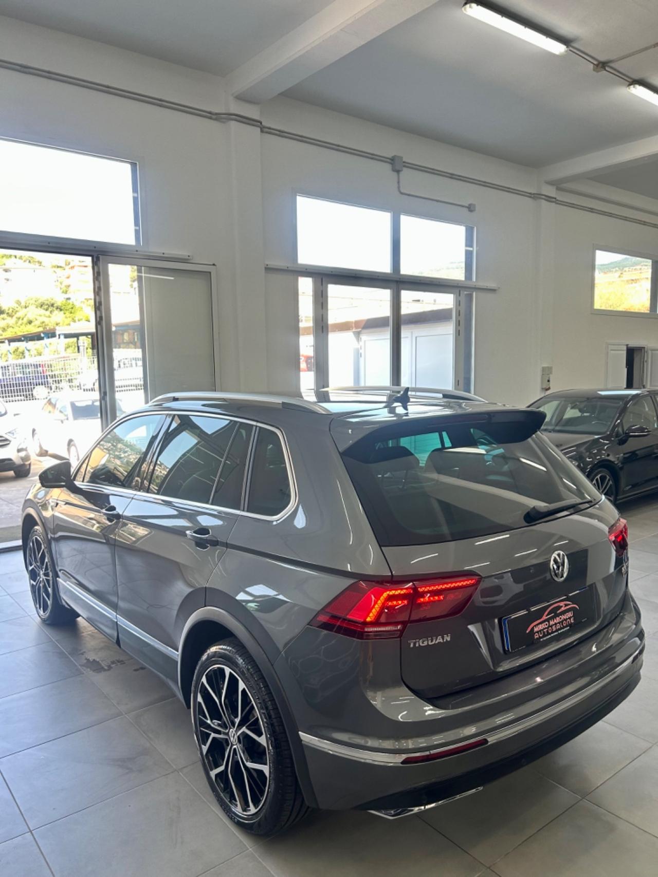 VW Tiguan 2.0 BiTDI DSG 4MOTION R-Line FINANZIABILE