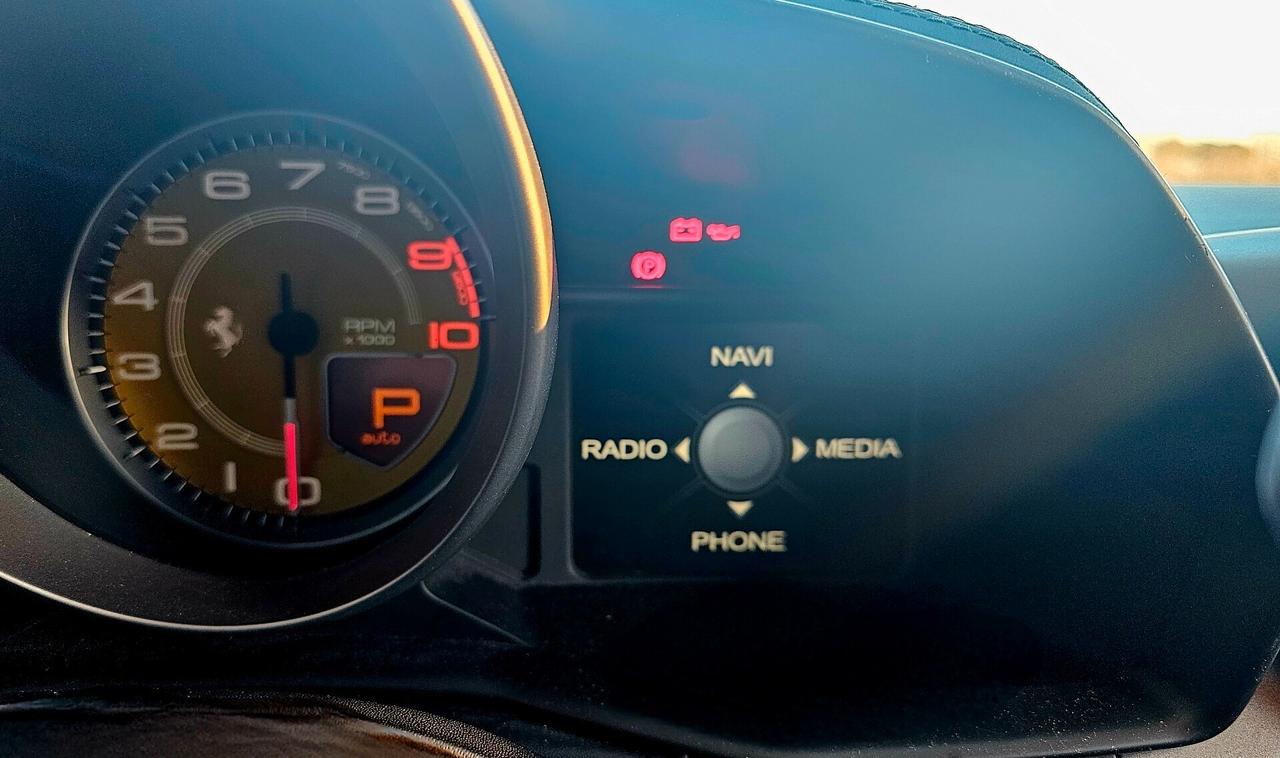 Ferrari 458 Italia DCT Coupe 4.5 Italia#AUTO#ROSSOCORSA#LED#NAVI#PELLE