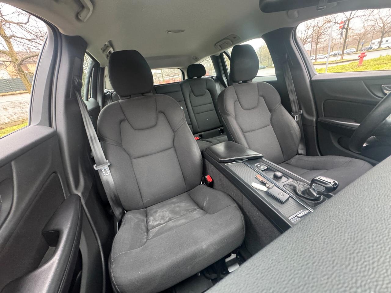 Volvo V60 2.0 d3 Momentum Business Pro auto my21