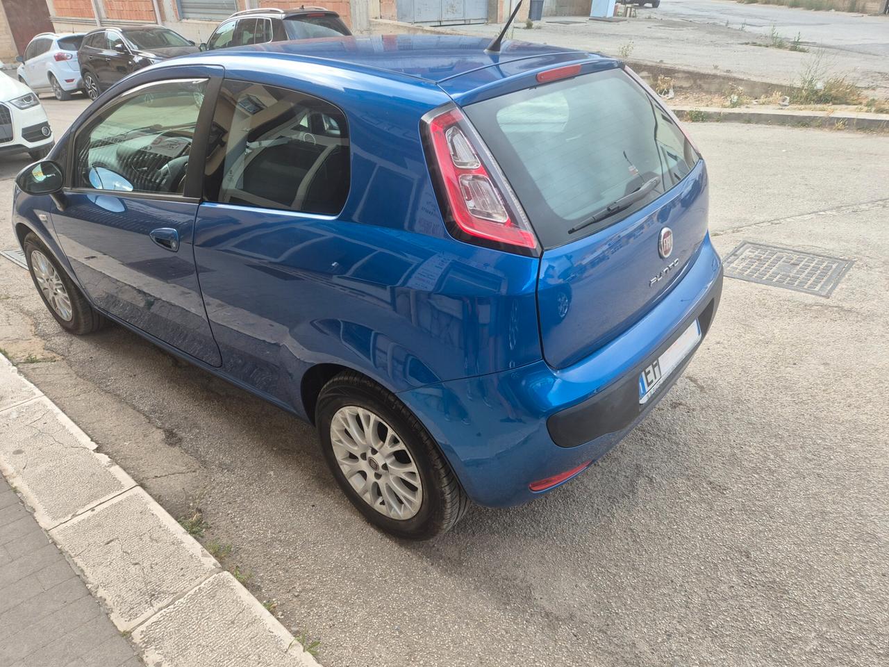 FIAT PUNTO EVO ANNO 2011 1.2 70 CV SOLI KM 80000 CERTIF