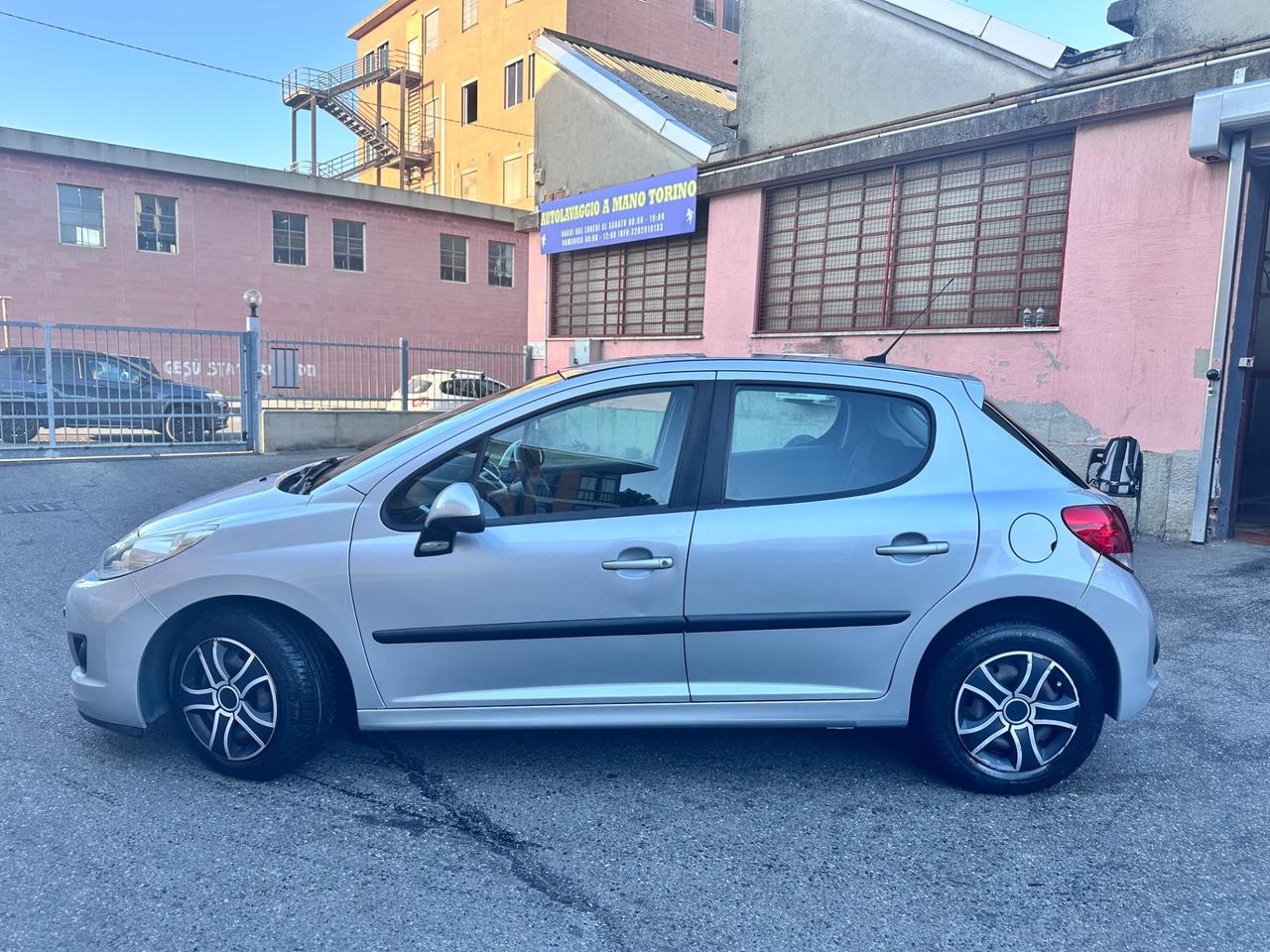 Peugeot 207 benzina gpl 5 porte euro 5