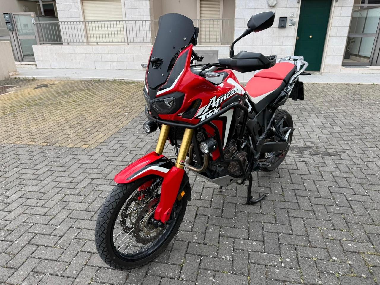 Honda AFRICA TWIN CRF 1000 adventure sport DCT