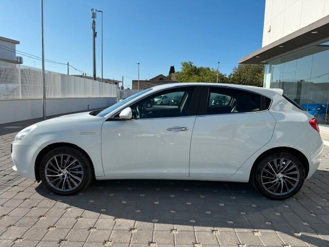 Alfa Romeo Giulietta 1.4 Turbo 120 CV GPL Distinctive 2013