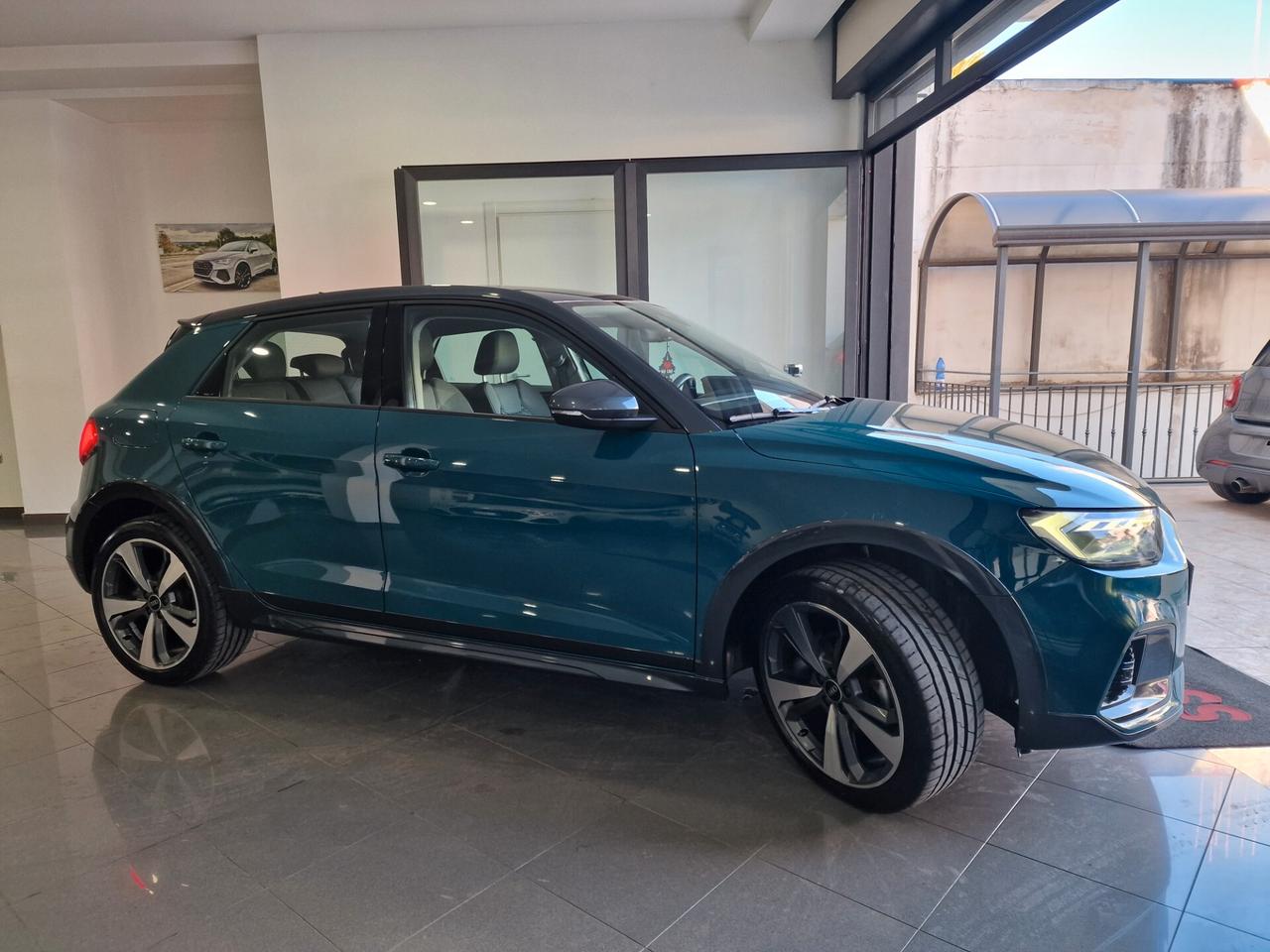 Audi A1 citycarver IDENTITY CONTRAST