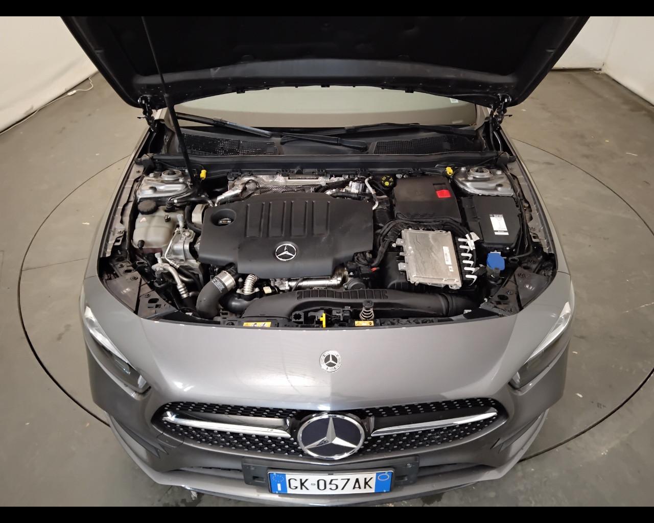 Mercedes-Benz Classe A - W177 2018 - A 220 d Premium 4matic auto