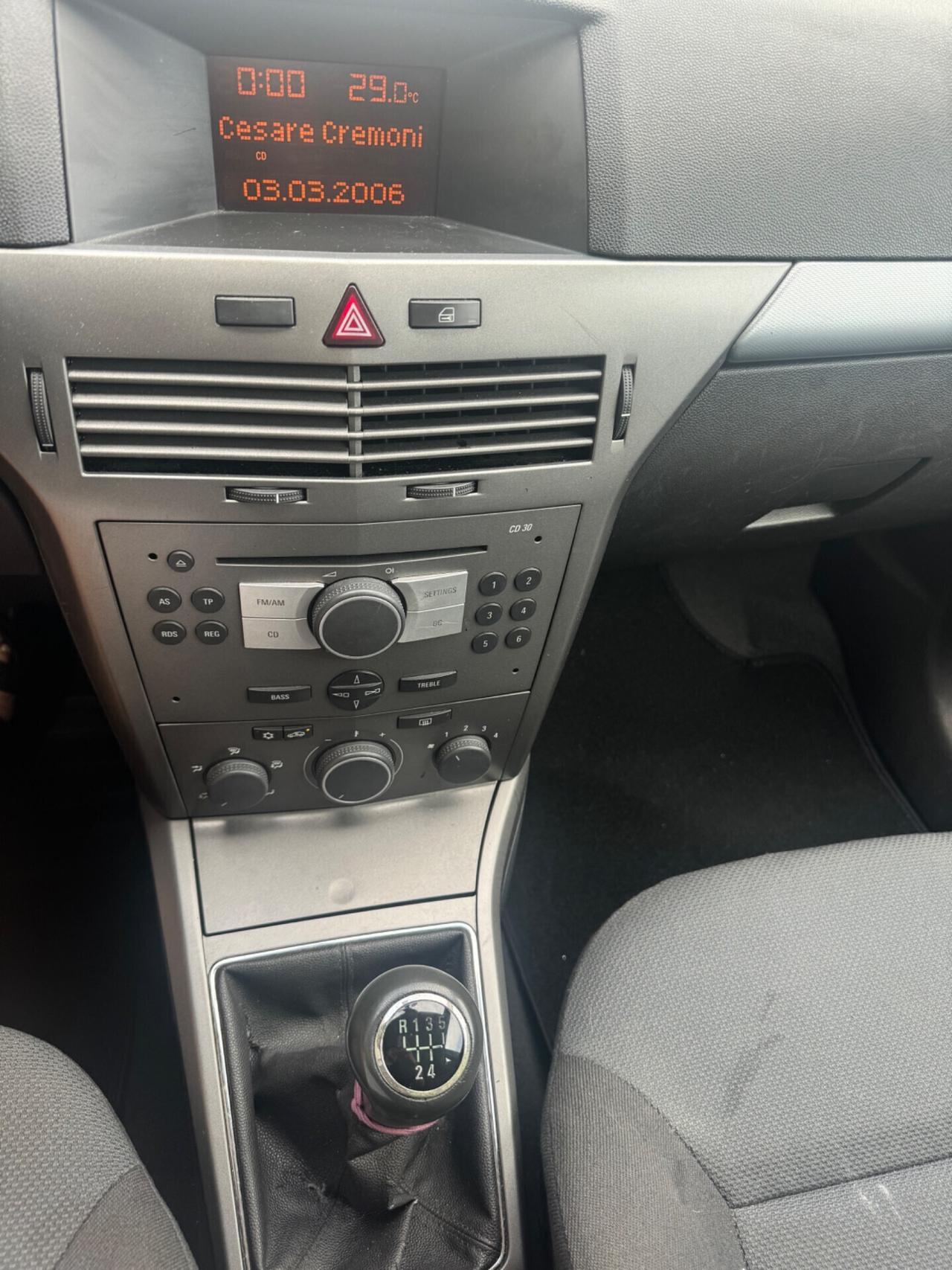 Opel Astra 1.4 16V Twinport 5 porte Enjoy