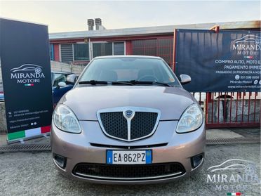 Lancia Ypsilon 1.2 Versus