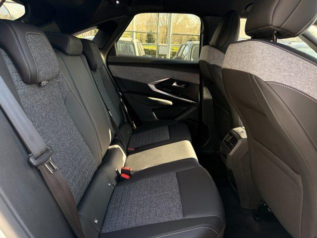 PEUGEOT 3008 Hybrid 136 e-DCS6 Allure