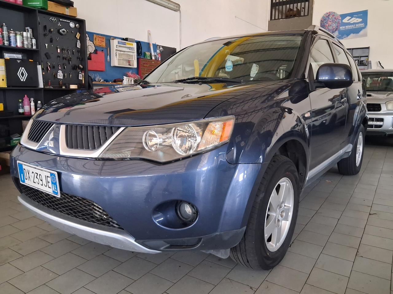 MITSUBISHI Outlander 2.000 TDI 140cv 4WD