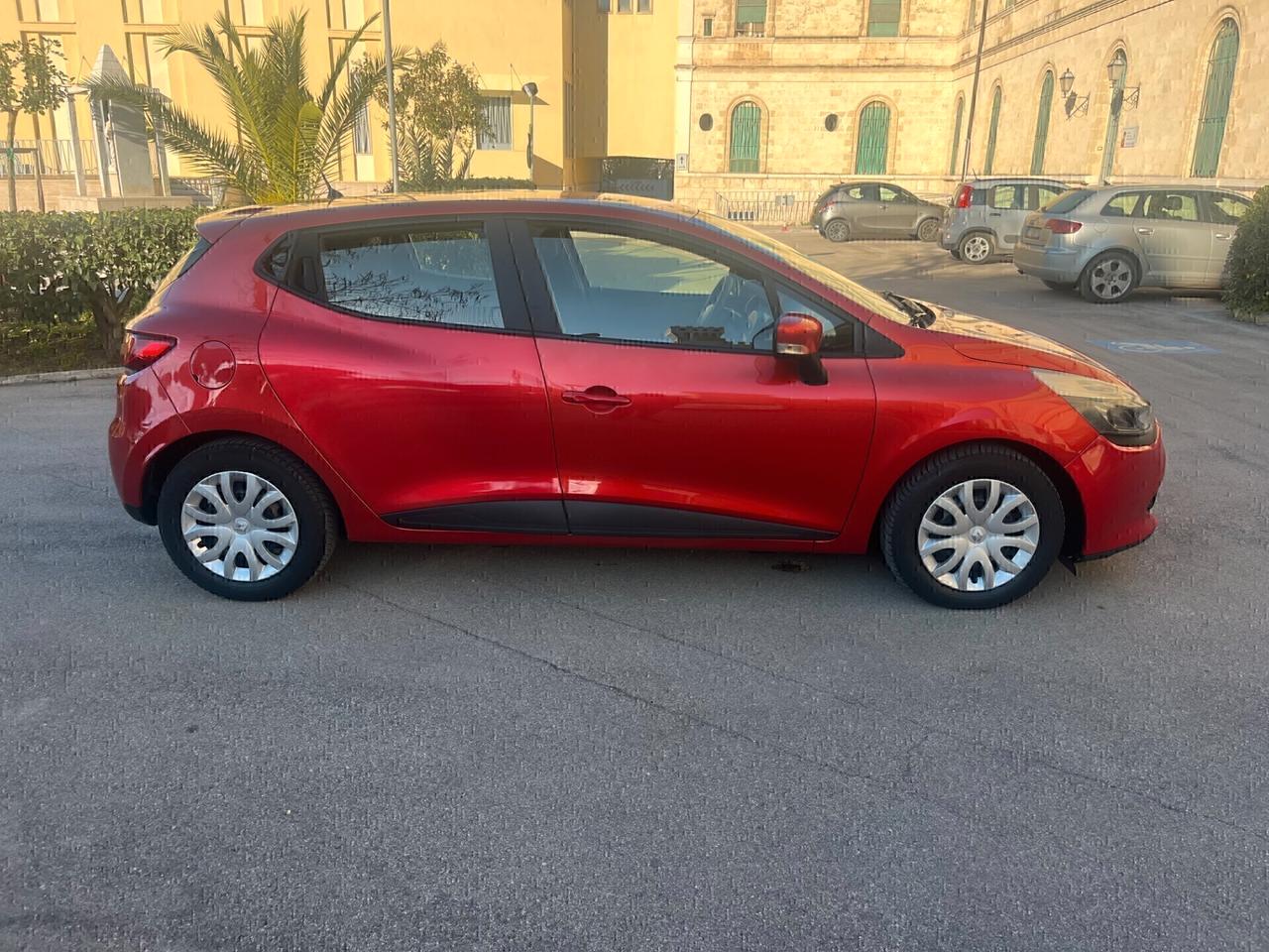 Renault Clio 1.5 dCi 8V 75CV 5 p. NeoPatentati