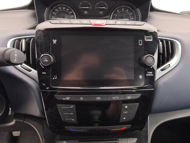 LANCIA Ypsilon 1.0 firefly hybrid Platino s&s 70cv