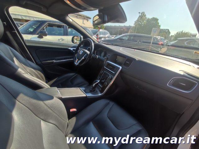 VOLVO V60 D6 AWD Geartronic Plug-In Hybrid