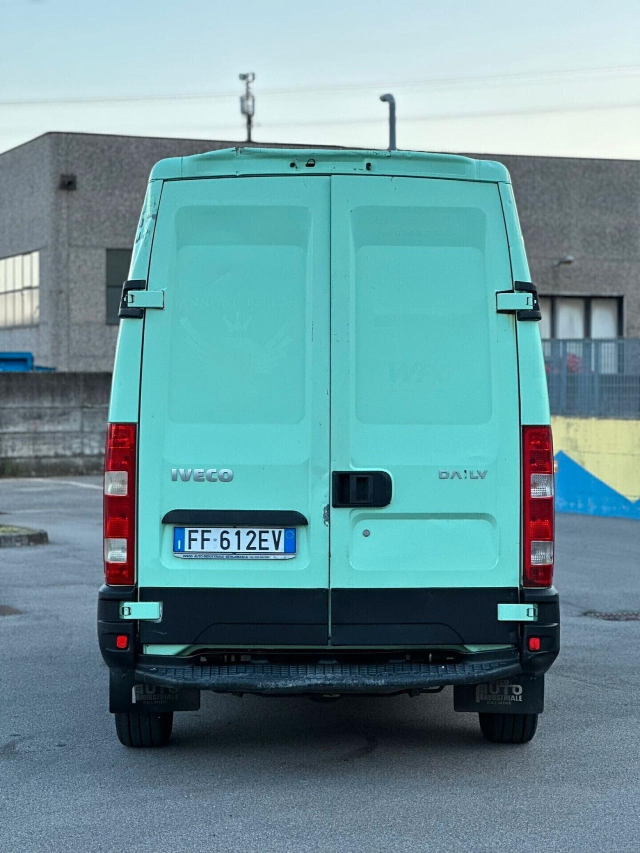 IVECO DAILY PRONTO ALL'USO! SUPER PREZZO!