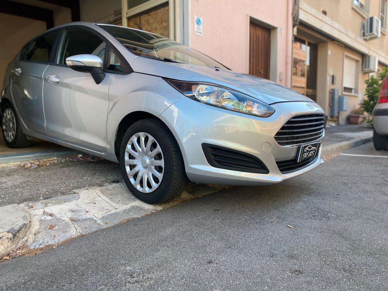 Ford Fiesta 1.5 TDCi 75CV 5 porte Titanium
