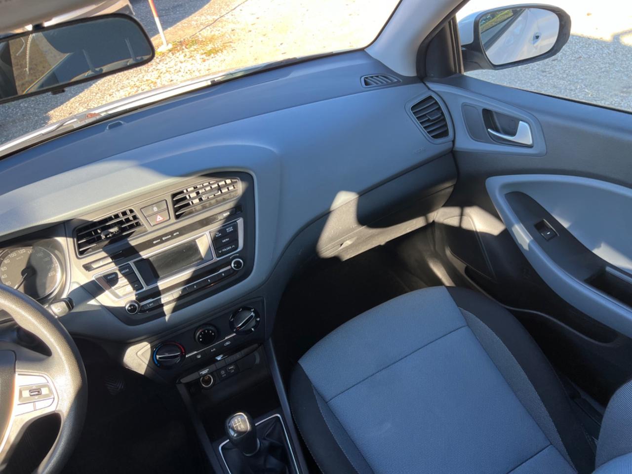 Hyundai i20 1.2 GPL PERMUTE RATE GARANZIA