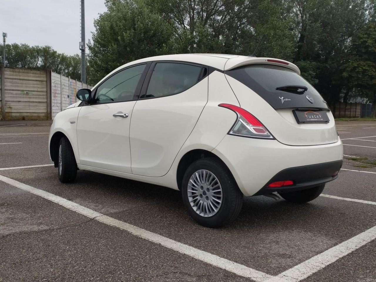 Lancia Ypsilon Silver 1.0 FireFly MHEV #6353