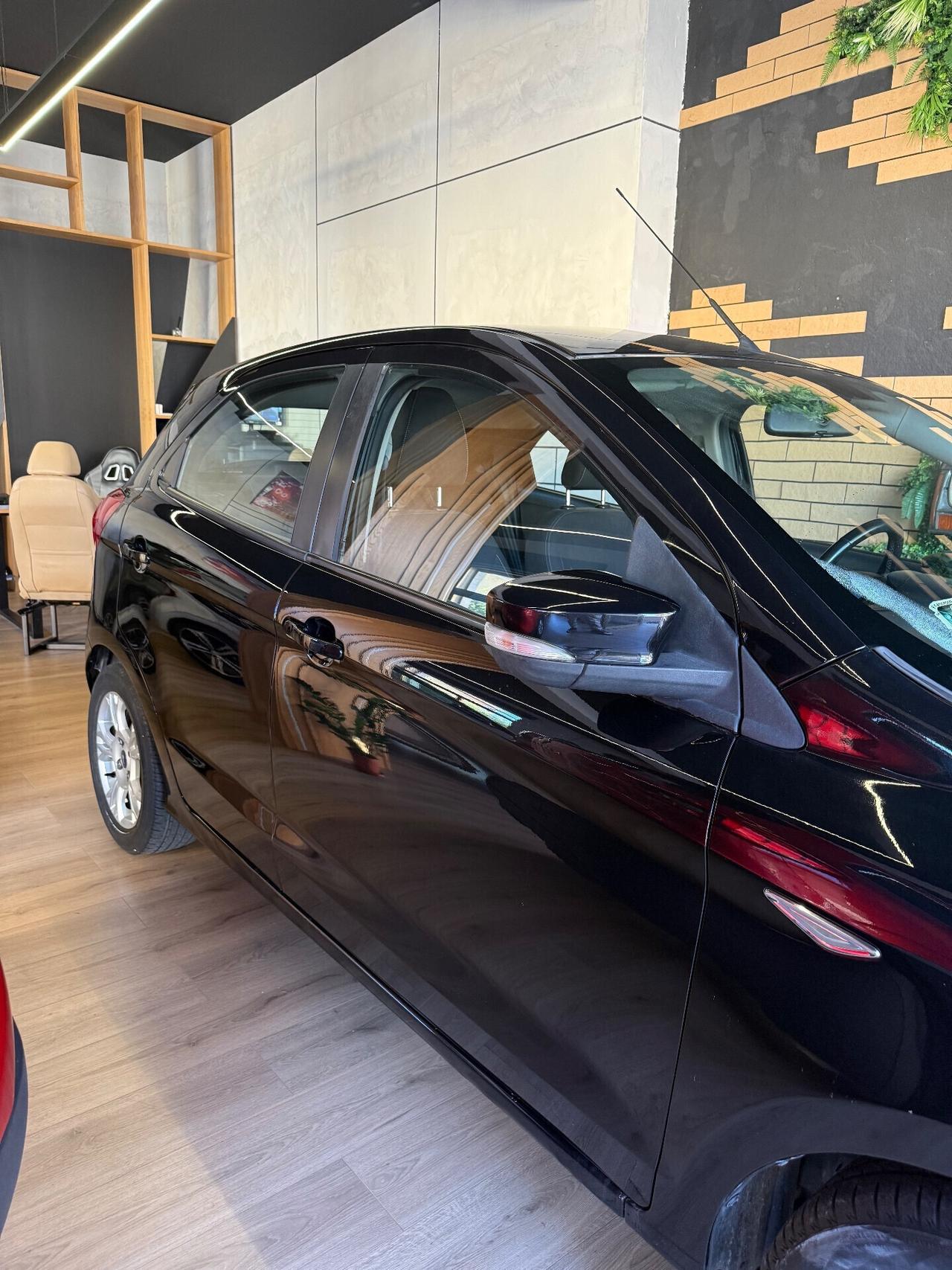 Ford Ka+ 1.2 Ti-VCT 85CV Ultimate