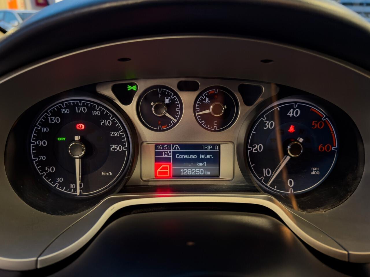 Lancia Delta 2.0 Multijet Platino 165 cv