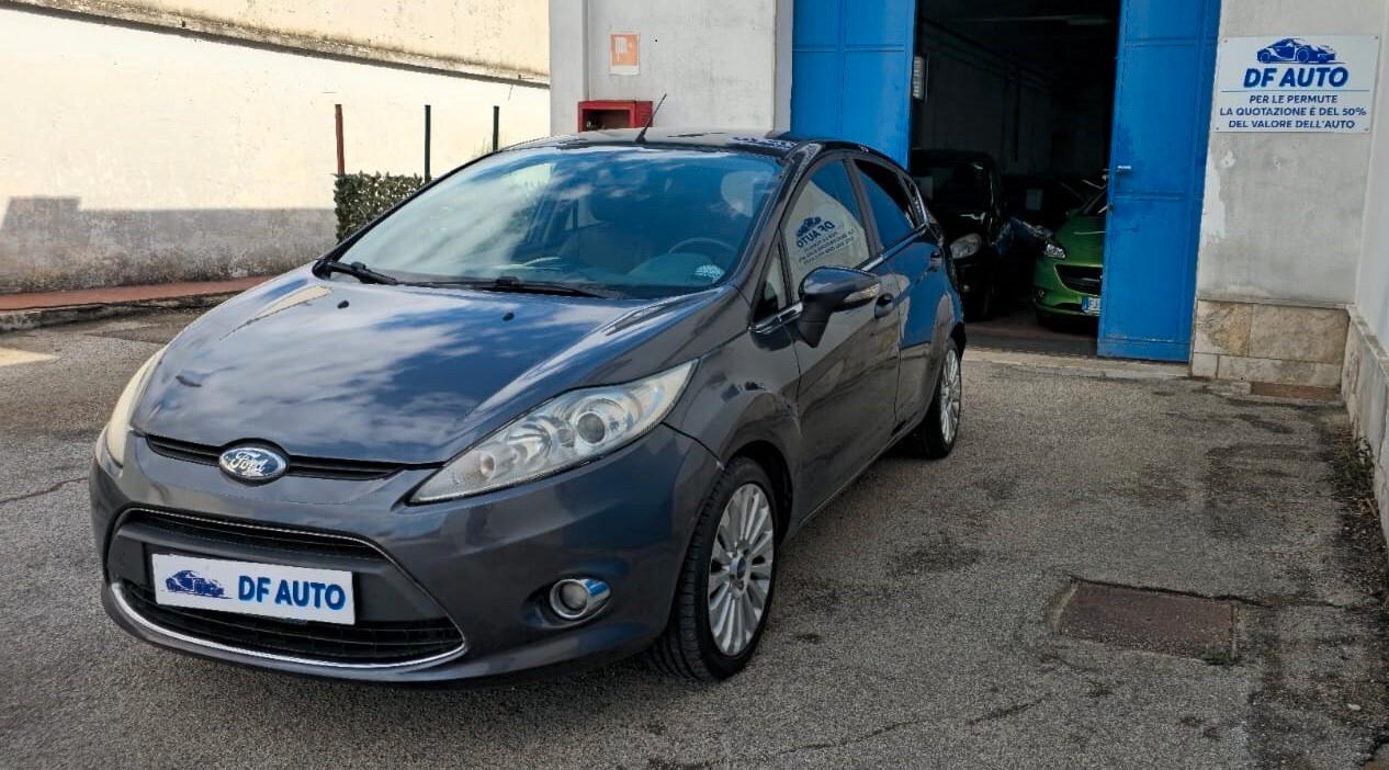 Ford Fiesta 1.4 TDCi 68CV 5 porte Titanium