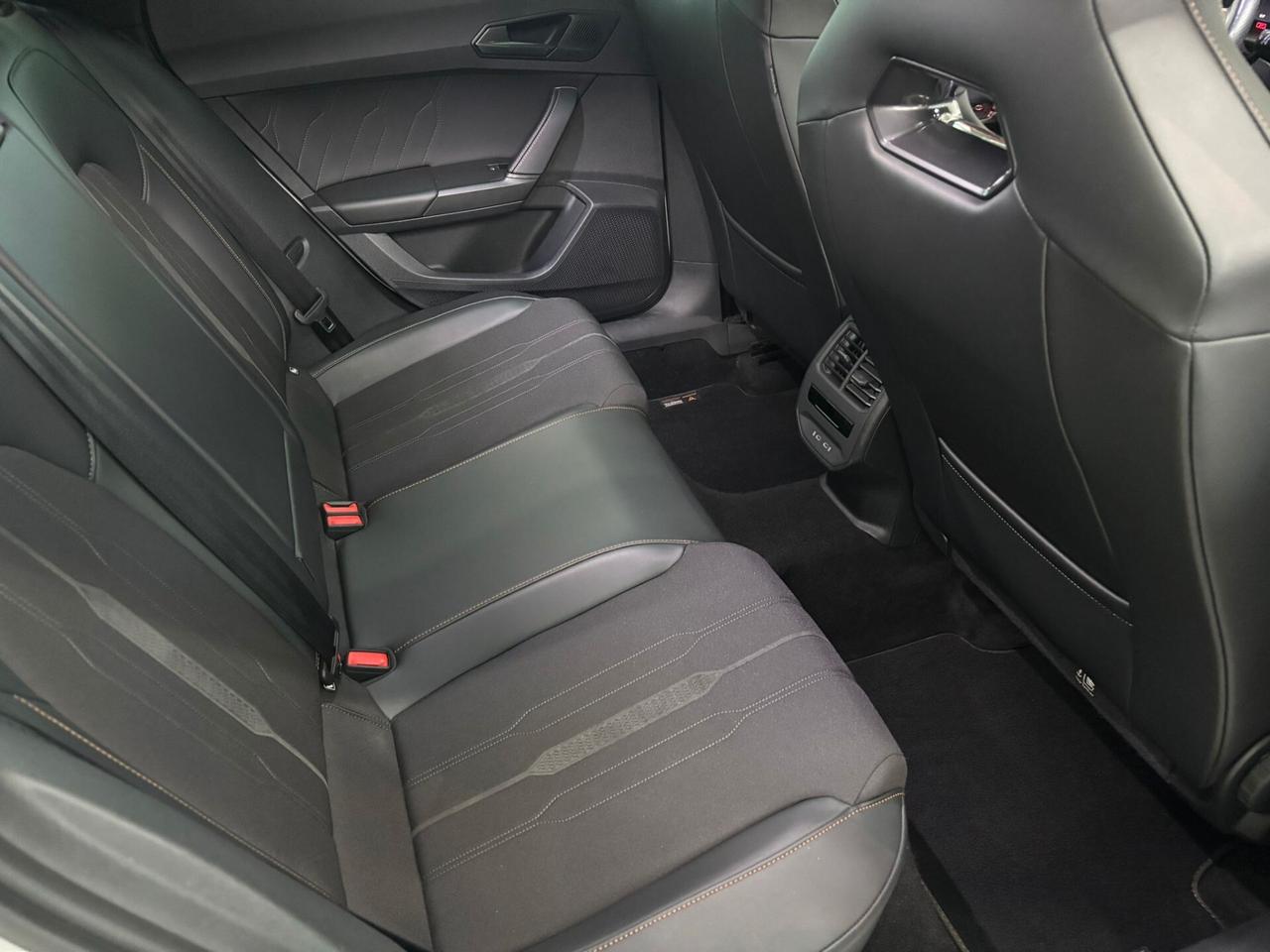 Cupra Leon 1.5 Hybrid 150 CV DSG