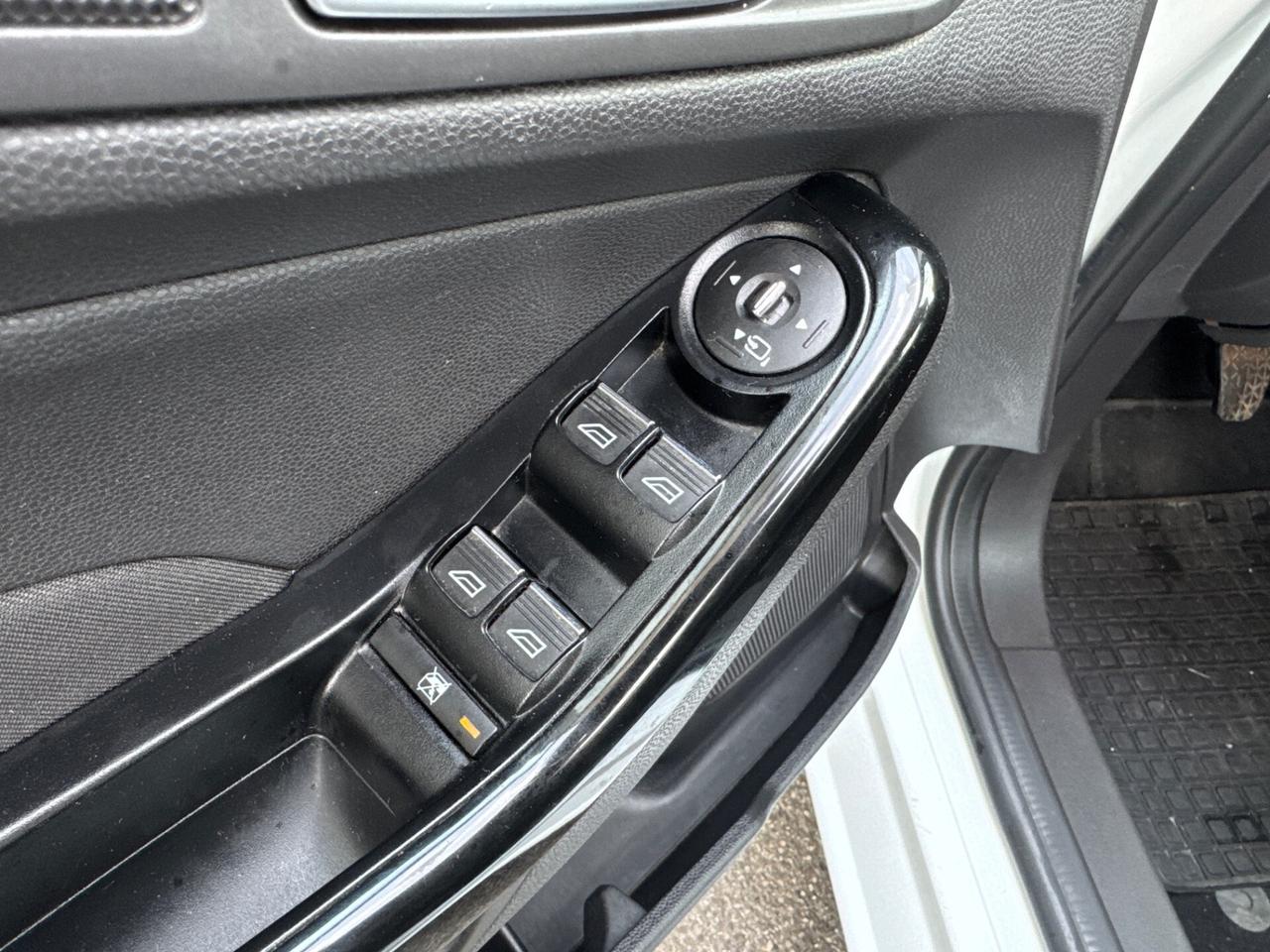 Ford Fiesta 1.5 TDCi 75CV Titanium 2013