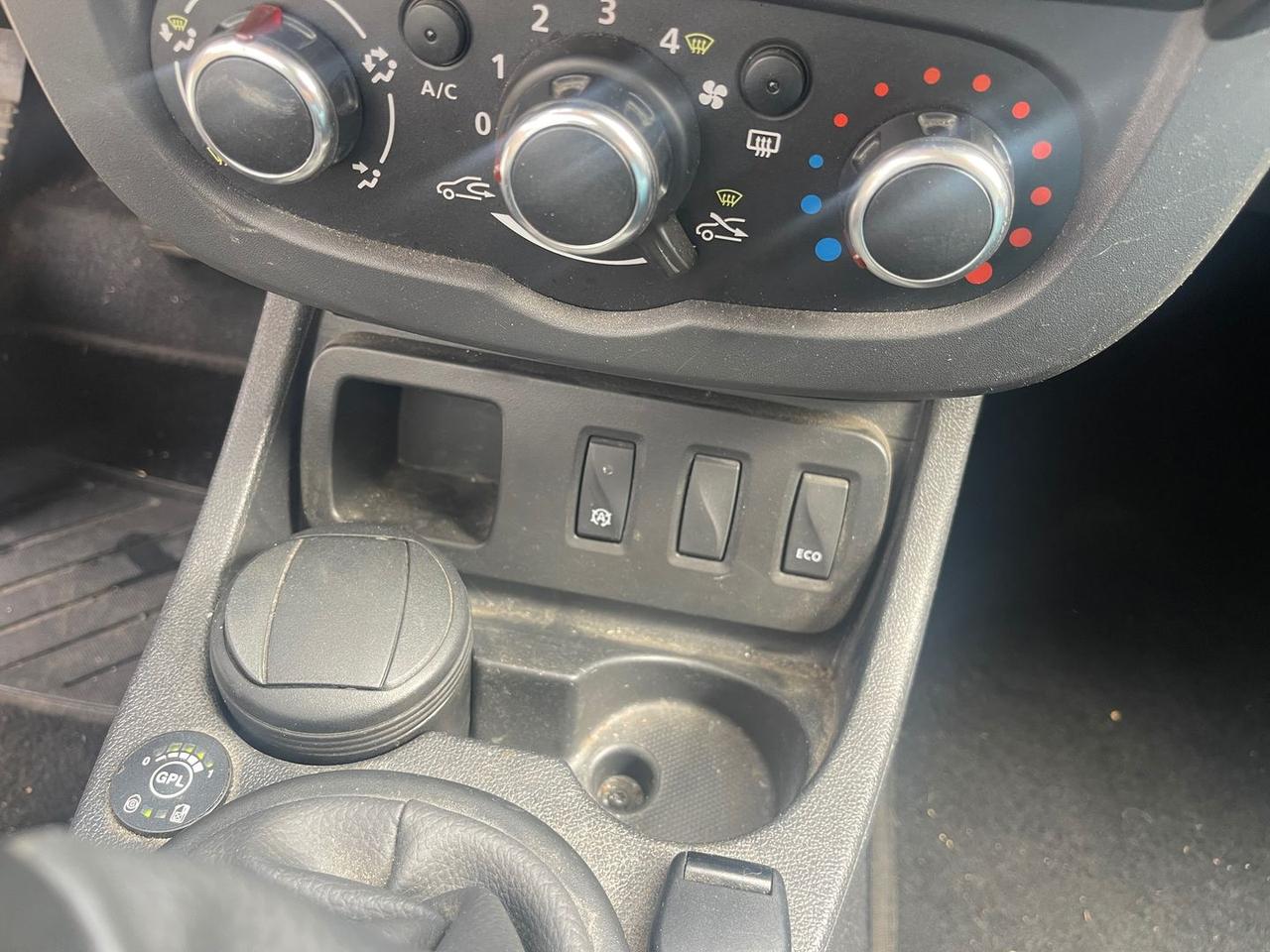 Dacia Duster 1.6 SCe 115 LPG Essential 4x2 GPL #6455