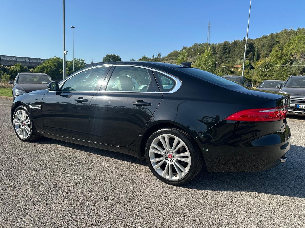 Jaguar XF 2.0 D 240 CV AWD aut. Portfolio