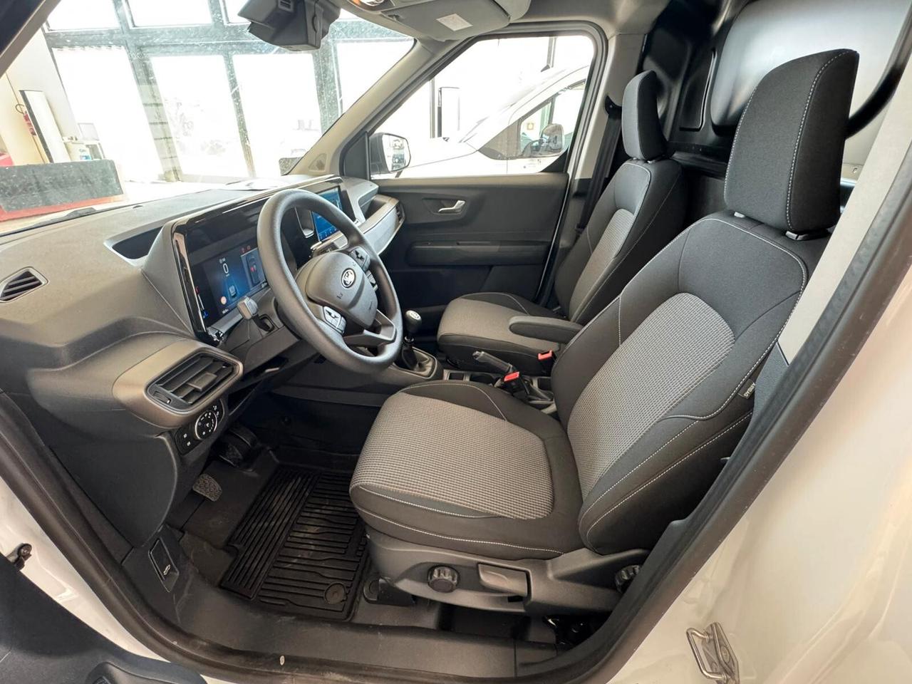 Ford Transit Courier - NUOVO