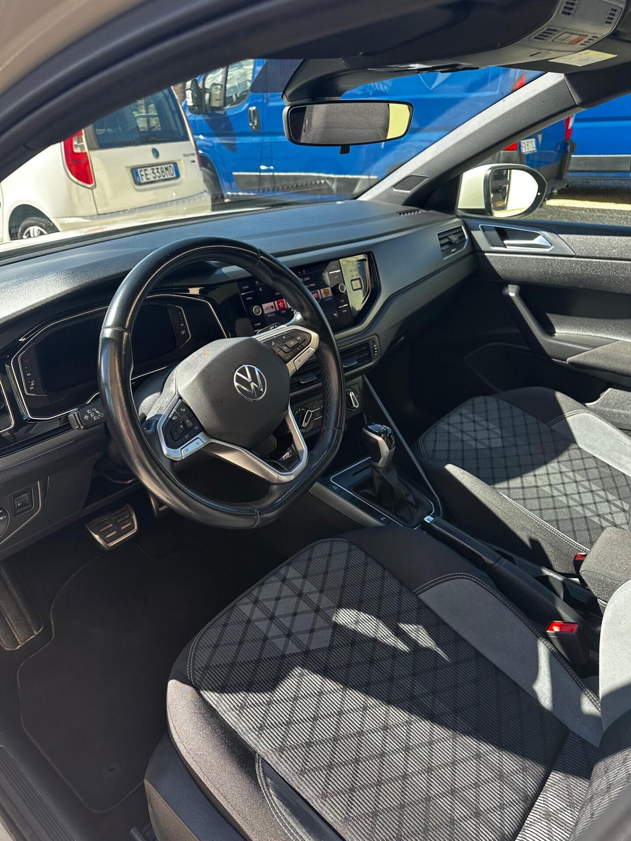 Volkswagen Taigo 1.0 TSI 110 CV DSG R-Line