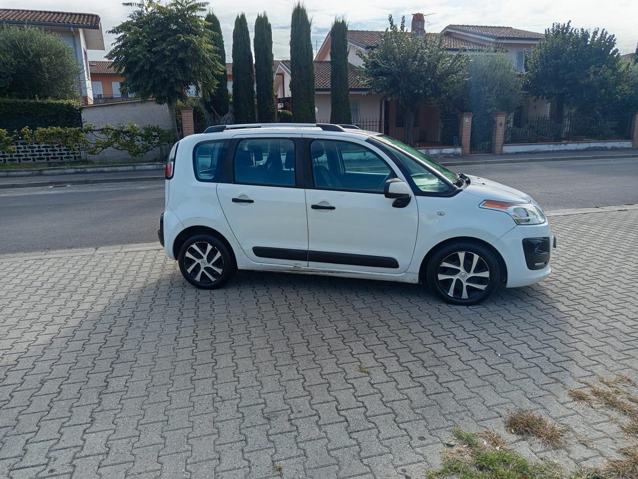Citroen C3 Picasso 1.4 VTi 95 GPL airdream Seduction