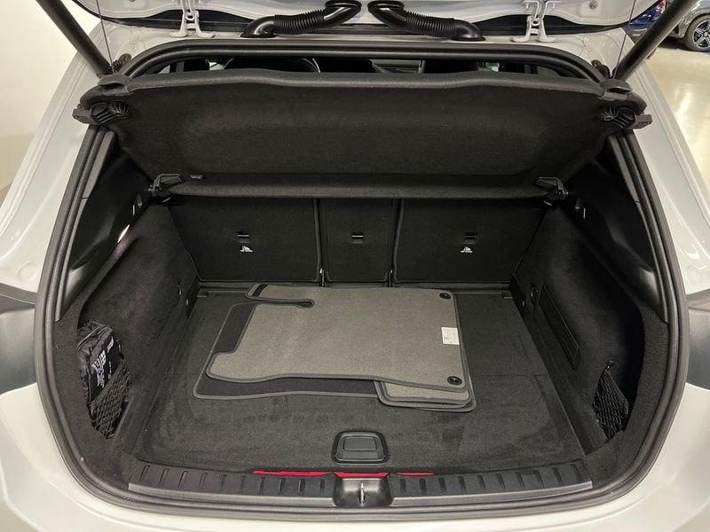 Mercedes-Benz GLA 250 e hybrid EQ Premium