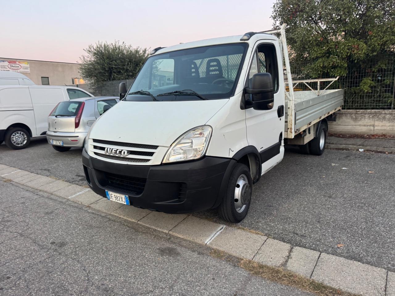Iveco 35c12 cassone fisso