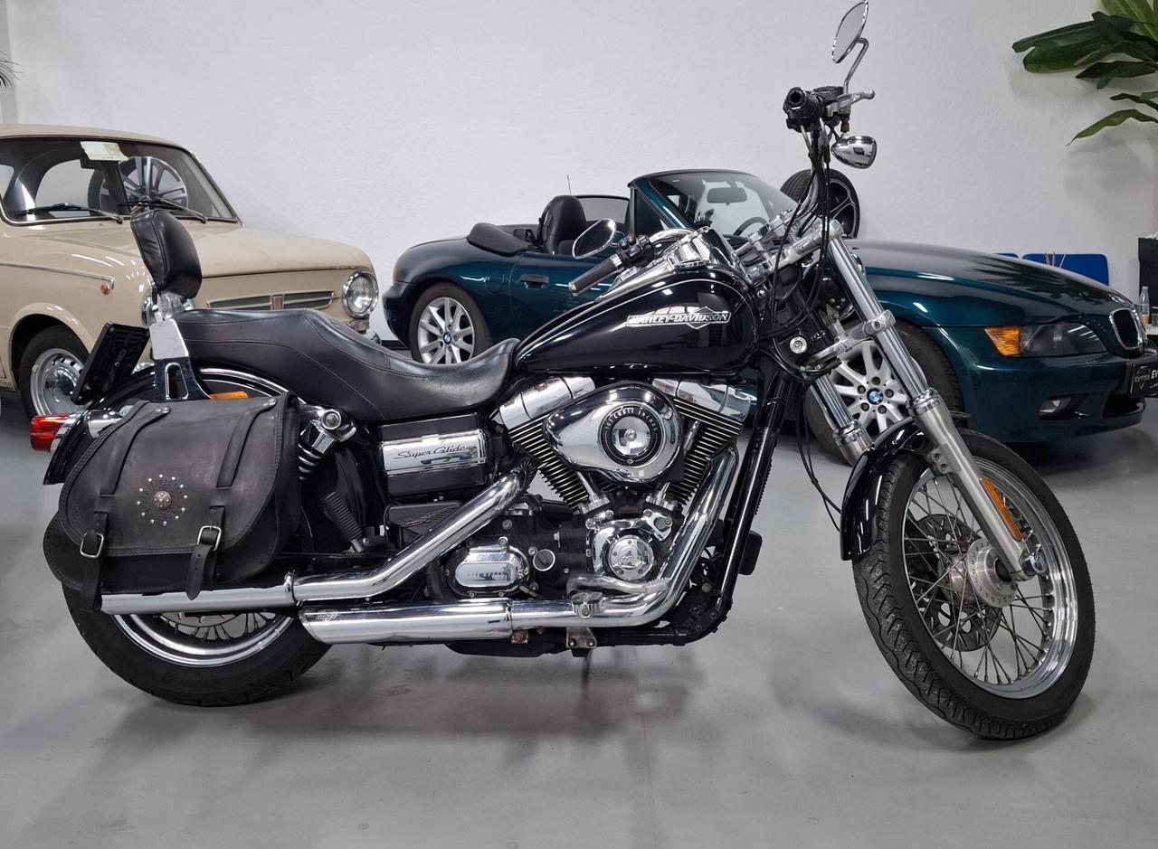 Harley-Davidson Dyna Super Glide